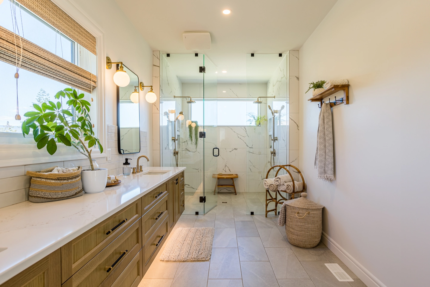 Twin Lakes Road Front Entrance